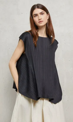 Nero Pleat Top