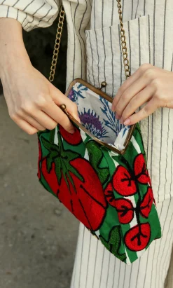 Tomato Clasp Bag